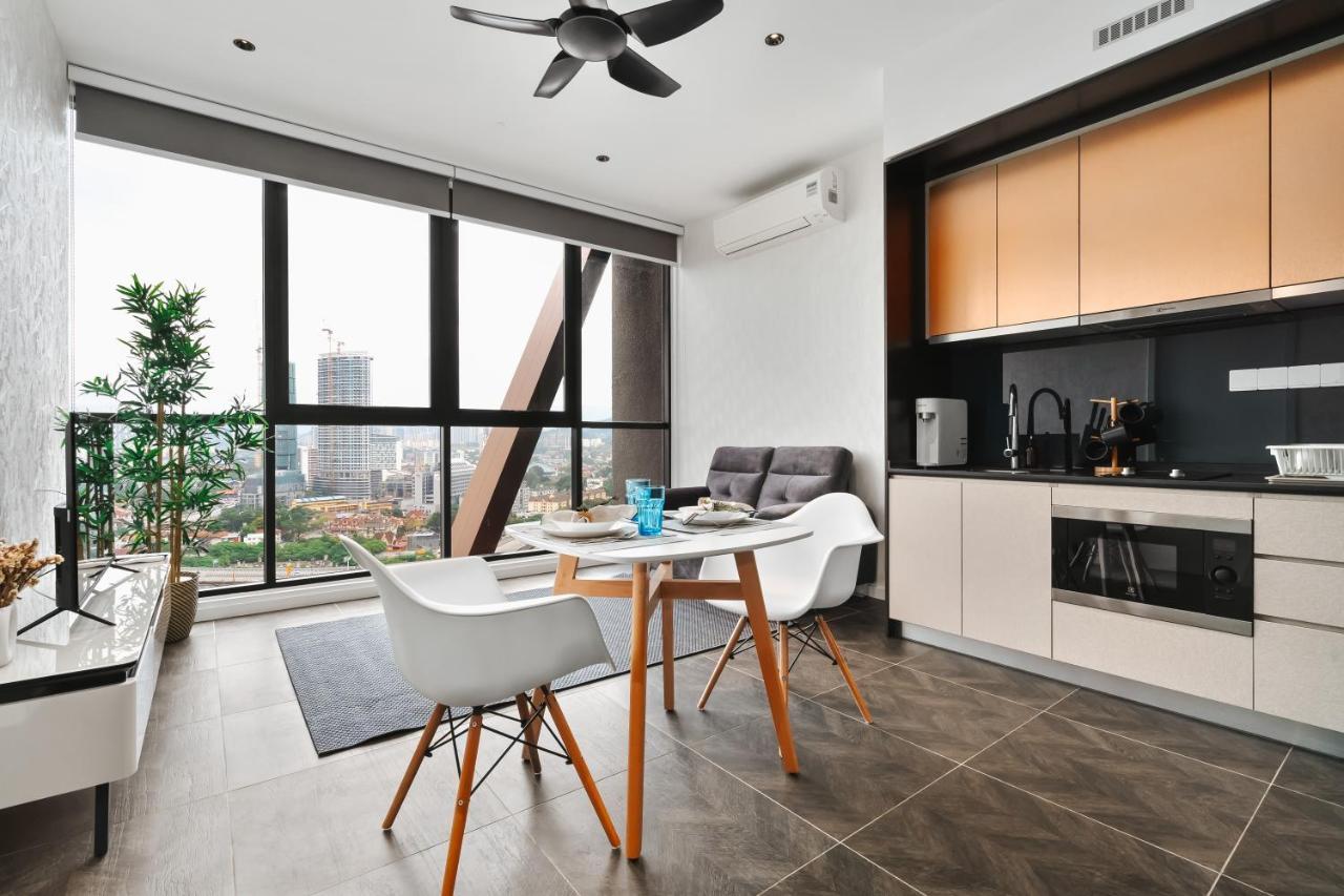 Scarletz Klcc Apartments By Soulasia كوالالمبور المظهر الخارجي الصورة