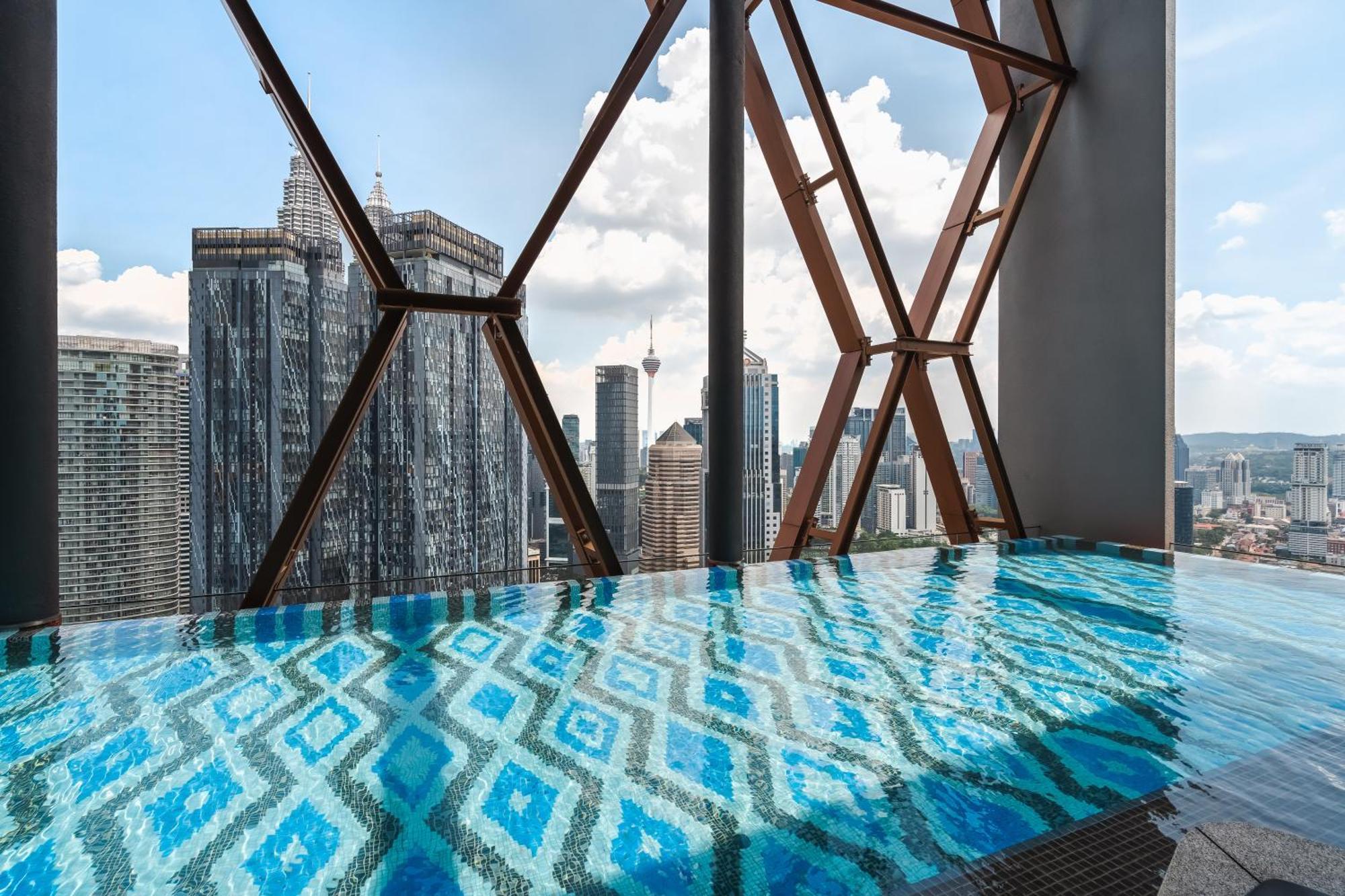 Scarletz Klcc Apartments By Soulasia كوالالمبور المظهر الخارجي الصورة